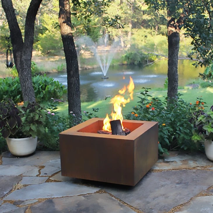 Corten Fire Pit 세련된 정원 난방